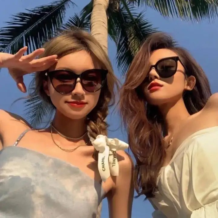 捣蛋的公鸡